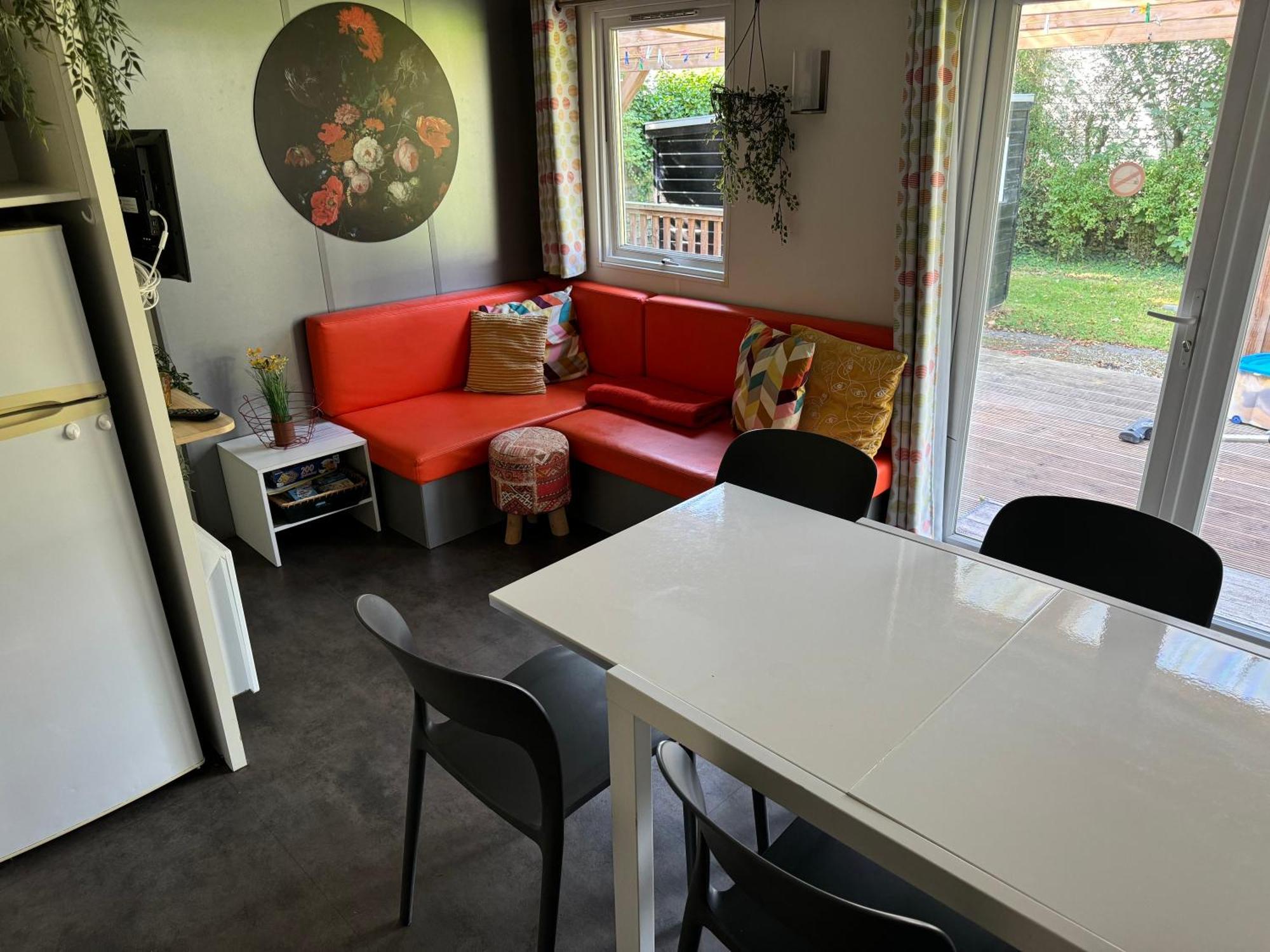 Ruime 5-Persoons Chalet Aan Het Bergumermeer Suameer Luaran gambar